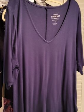 torrid Navy Super Soft V-Neck Top 24"w X 31"L
